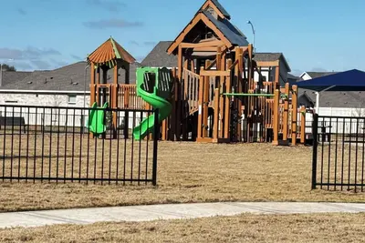 Image de Relaxing Getaway in a Quiet Richmond, Tx Community