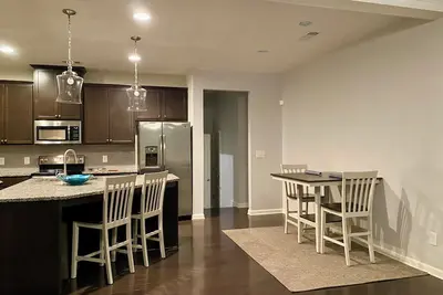 Image de Awesome 2-Bedroom Full House near Atl Airport easy highway access to Atl Stadium