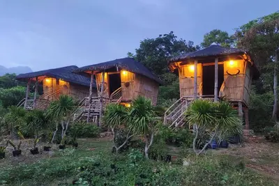 Tribu Kihud \"Experience Simple Living\"
