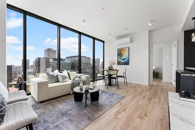 Image de City sky view self service apartment free parking