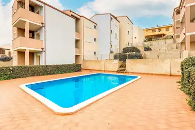 Image de Grenier avec terrasse et piscine en copropriété