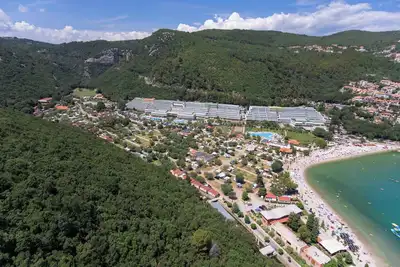 Image de Maison de vacances avec piscine et Wi-Fi