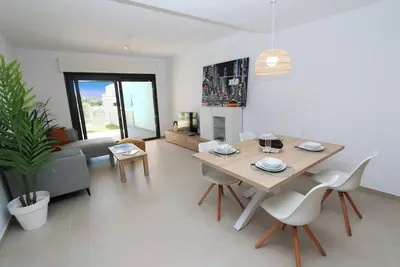 Image de Panoramic view golf course and pool at Lo Romero