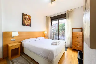 Image de M (Sam12) Superbe appartement d'une chambre à Madrid.