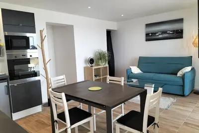 Image de Appartement Au Point De Vue 'Gîte Île Grande' avec vue mer, terrasse privée et Wi-Fi