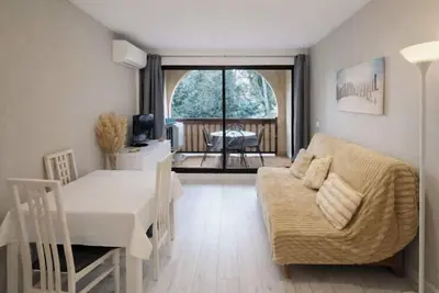 Image de Appartement paisible avec piscine à Saint-Cyprien