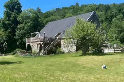 Image de Gîte La Grange de Loey avec spa, vue montagne, terrasse privée et Wi-Fi
