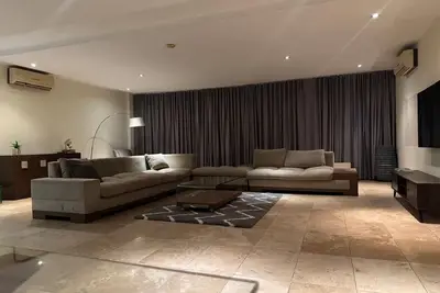 Image de Spacious 3-bedroom apartment in a serene location in Accra.