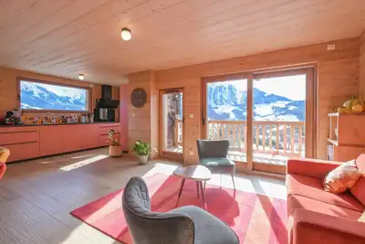 Image de Appartement dans le Chalet L'Albert avec vue sur la montagne, balcon et terrasse privée