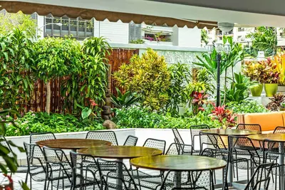Image de Relax After Exploring Waikiki | 4 Inviting Units Near Beach & Free Breakfast