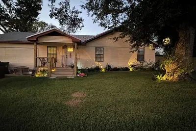 Image de Spacious 4-bedroom house in terrific Foley with Ac