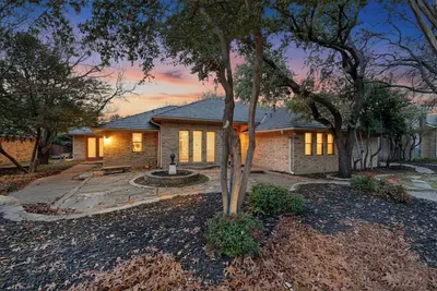 Image de Relaxing Plano Getaway Pool & Patio | Near Legacy West & Dfw