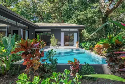 Image de Peaceful Home surrounded by Nature w/ pool in Pelada w/ private pool
