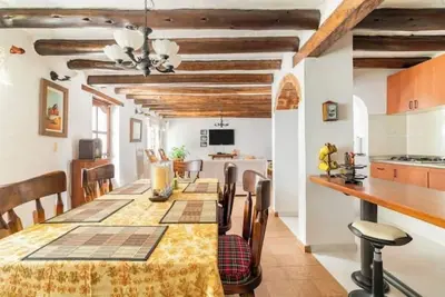 Image de Colonial charm and family comfort steps from the plaza in Villa de Leyva.