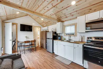 Image de 7 Mi to Keaton Beach: Peaceful Perry Gem!