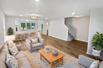 Image de Spacious 5-bedroom house in gorgeous Indianapolis with Ac