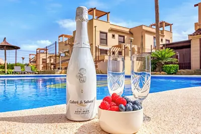 Image de Oasis in los Collados 2 Br Pool & Garden