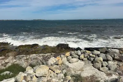 Image de Oceanfront getaway two bedroom plus sofabed, amazing views and close to beaches