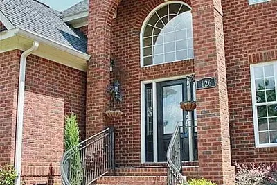 Image de Spacious 4-bedroom house in delightful Irmo with Ac