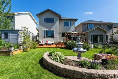 Cozy & Luxurious Ridge Home - Pet Friendly