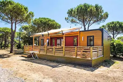 Image de Mobil-home | Ultimate | 3 Ch. | 6/8 pers. | Terrasse surélevée | A/C | Tv