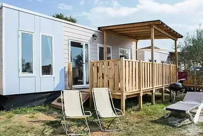 Image de Mobil-home | Comfort | 2 Ch. | 4/6 pers. | Terrasse surélevée | A/C