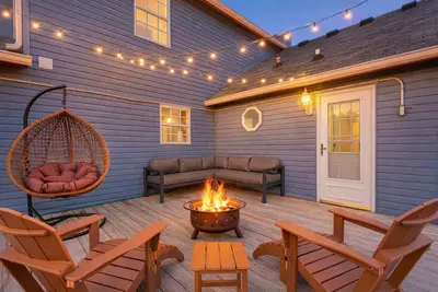 Image de Luxury Greenwood-Pool-Hot Tub-Game Room-Sleeps14