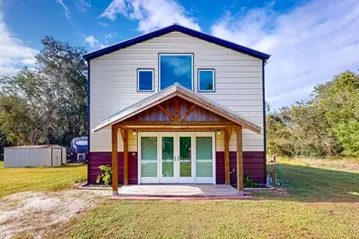 Image de Riverfront home with internet, washer and dryer, and perfect for kayaking