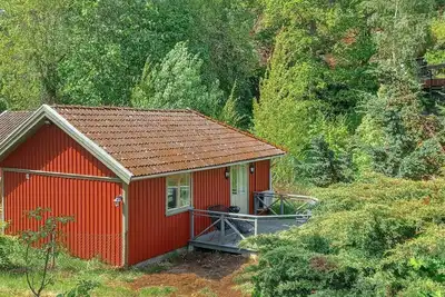 Image de Maison confortable de 2 chambres à Ljungskile