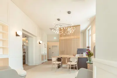 Image de Junior suite with balcony & sea view - Strandhotel Ostende