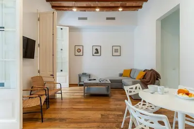 Image de Luminous Design Flat / Paseo de Gracia