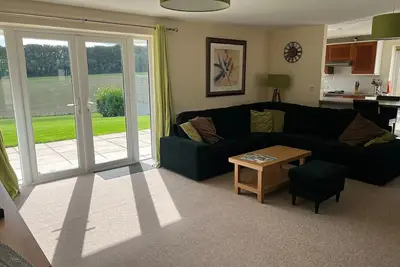 Image de Gamekeepers Cottage luxury 2 bed, ensuite, hot tub, private patio, stunning view