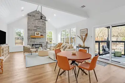 Image de Starlume – New Designer Home with Fire Pit, Fast WiFi & Stargazing