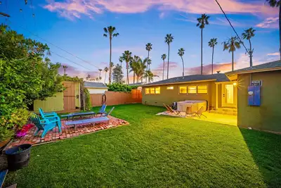 Image de Perfect For Families, Mins To Beach W/ Jacuzzi!