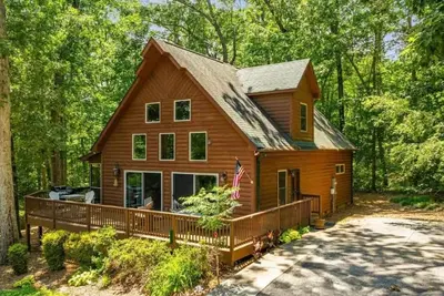 Image de Peaceful Lake Keowee Home, Quiet Cove in Serenity Bay, Great for Clemson Events