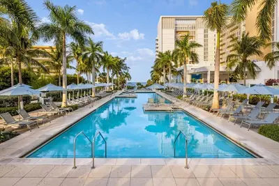 Image de Marriott Crystal Shores - Poolside 2br Villa\n1/23-1/30/27