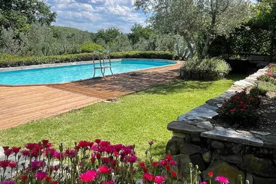 Image de Tuscan Farmhouse with pool in the Chianti