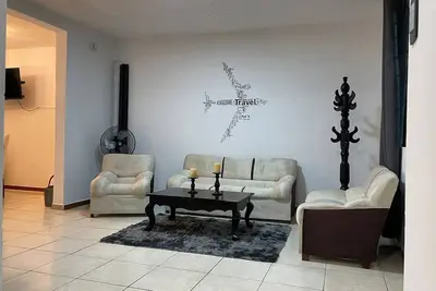 Image de Modern Family Home in Premium Zone in Tampico