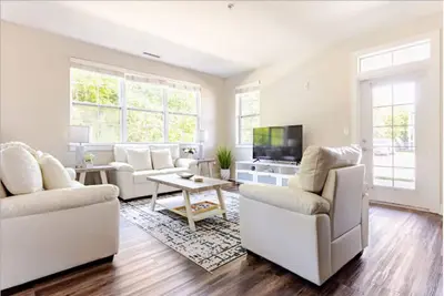 Image de 3br Solana Riverside 109 Resort Amenities Gym Pool Dock