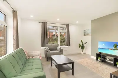 Image de 3-Bed House - Meden Vale - by Holiday Homes