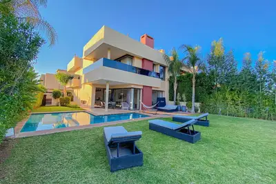 Villa Luxe Golf – Piscine & Cinéma