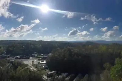 Image de Lovely 2-bedroom cabin located at Gold & Blue cabins in Bluefield