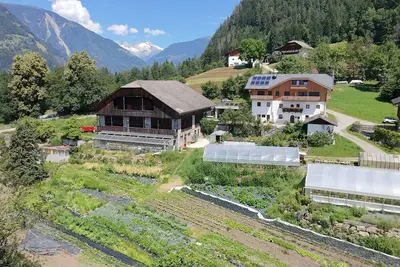Image de Appartement 'Felderhof Linum' avec vue sur la montagne, jardin privé et Wi-Fi