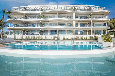 Image de Appartement moderne avec piscine, wifi et parking à Fuengirola