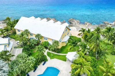 Image de Scuba & Family Home - Sleeps 6 in CoconutBay - DreamCayman