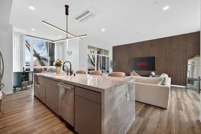 Image de Capital City Loft | Modern 3bd Downtown Sacramento