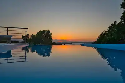 Image de Appartement 'Heli View' avec Vue Mer, Wi-Fi et Climatisation