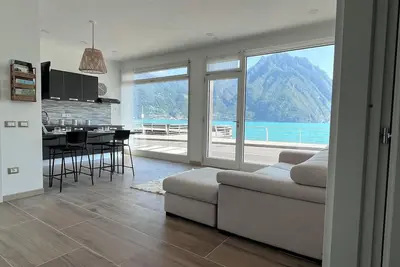 Image de Beautiful and relaxing lake view