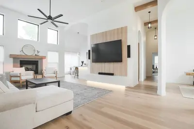 Image de The Merlin Luxe House