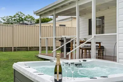 Image de Hunter Valley Cottage with Hot Tub